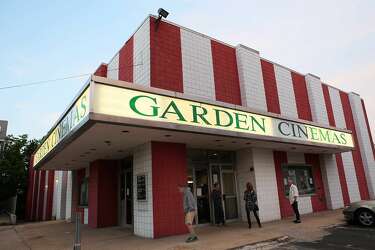 Wall Street Place To Consume Garden Cinemas Theater The Hour