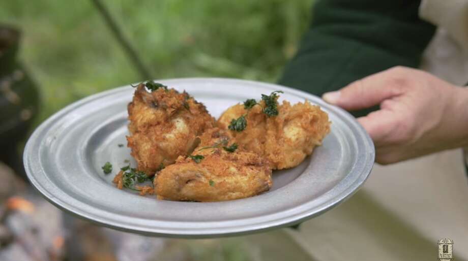 The internet is obsessing over this 18th century fried chicken recipe