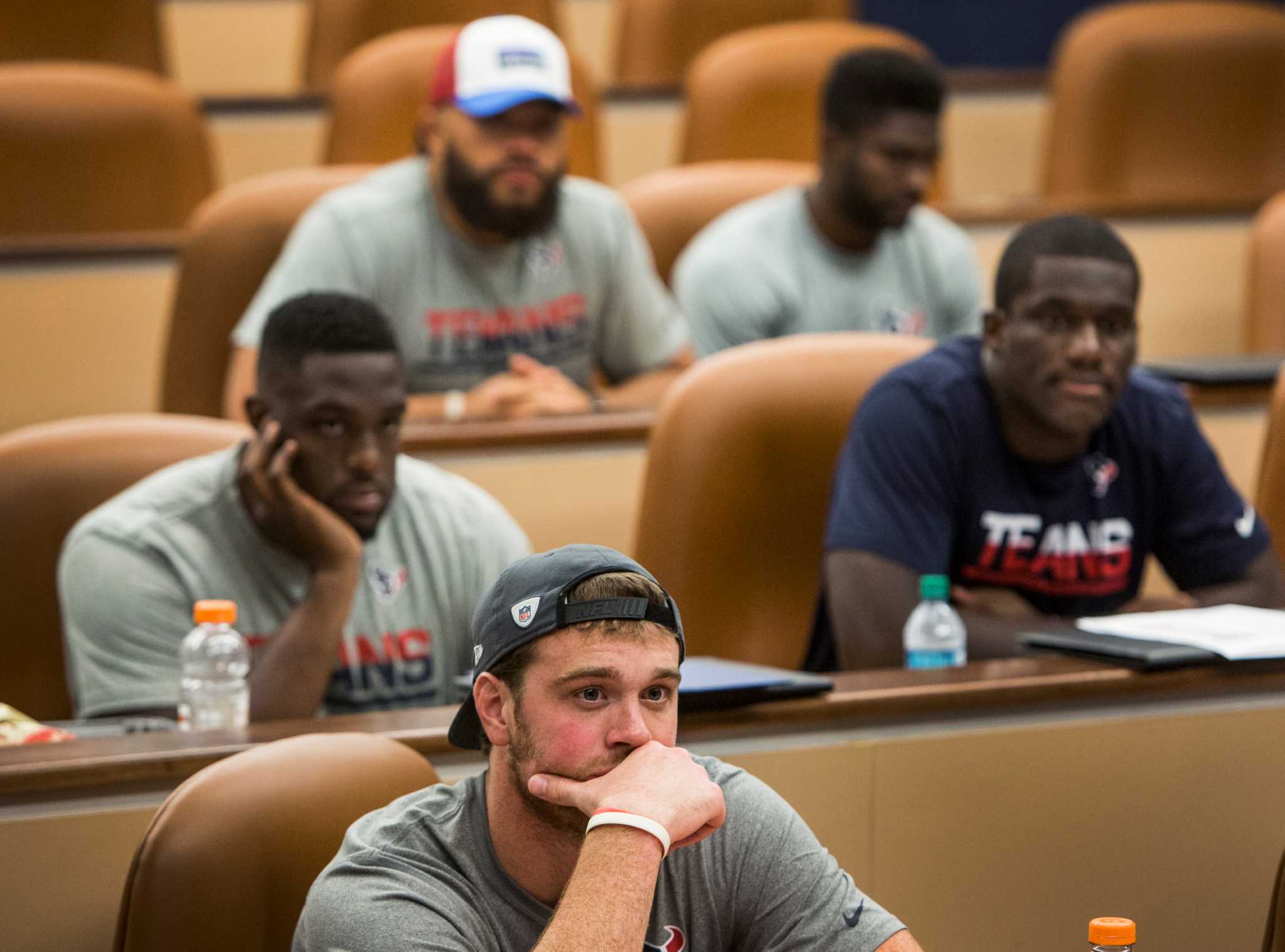 2+Texans+veterans+whose+role+will+be+played+by+rookies