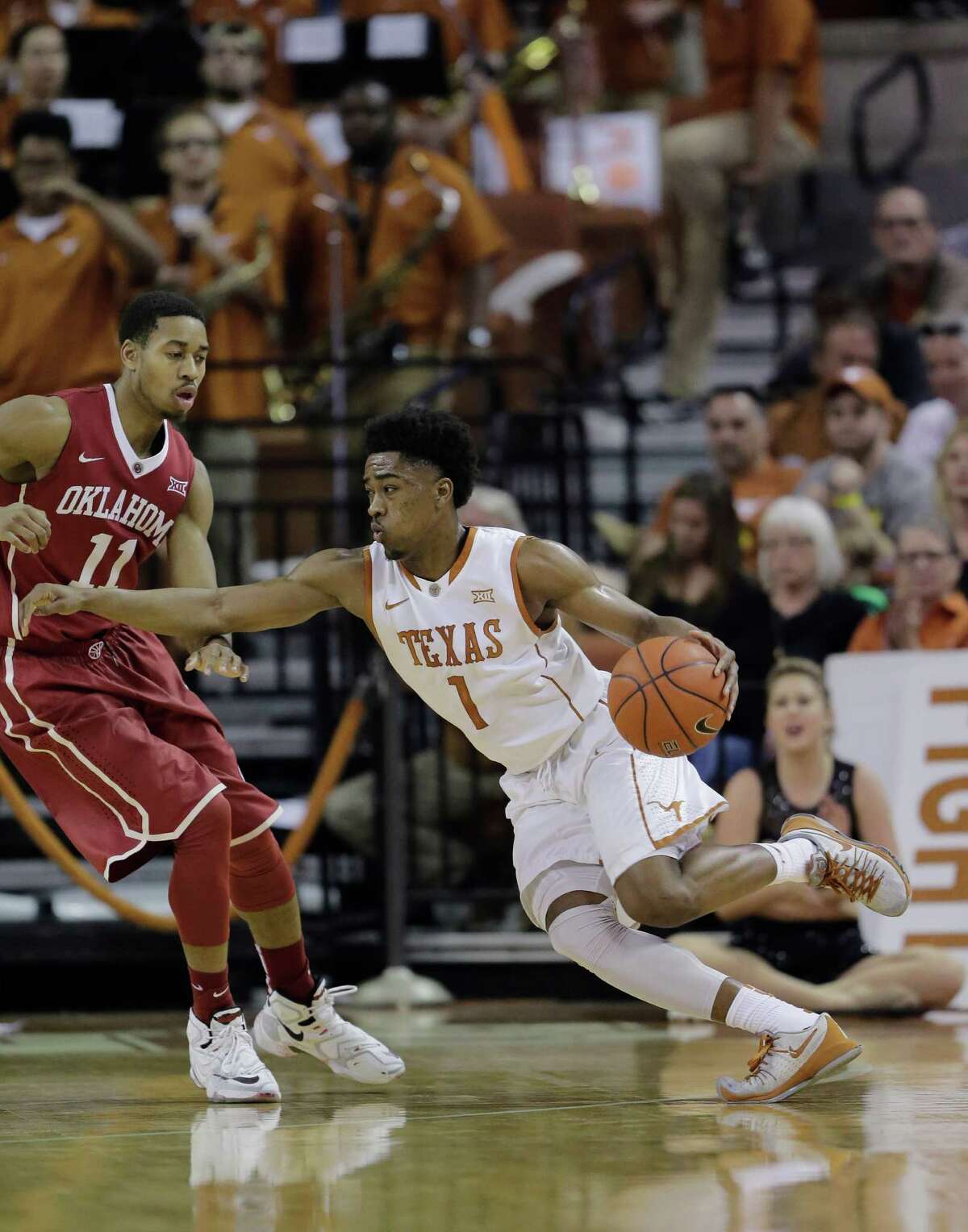 SI cover: College Basketball preview, Texas's Isaiah Taylor