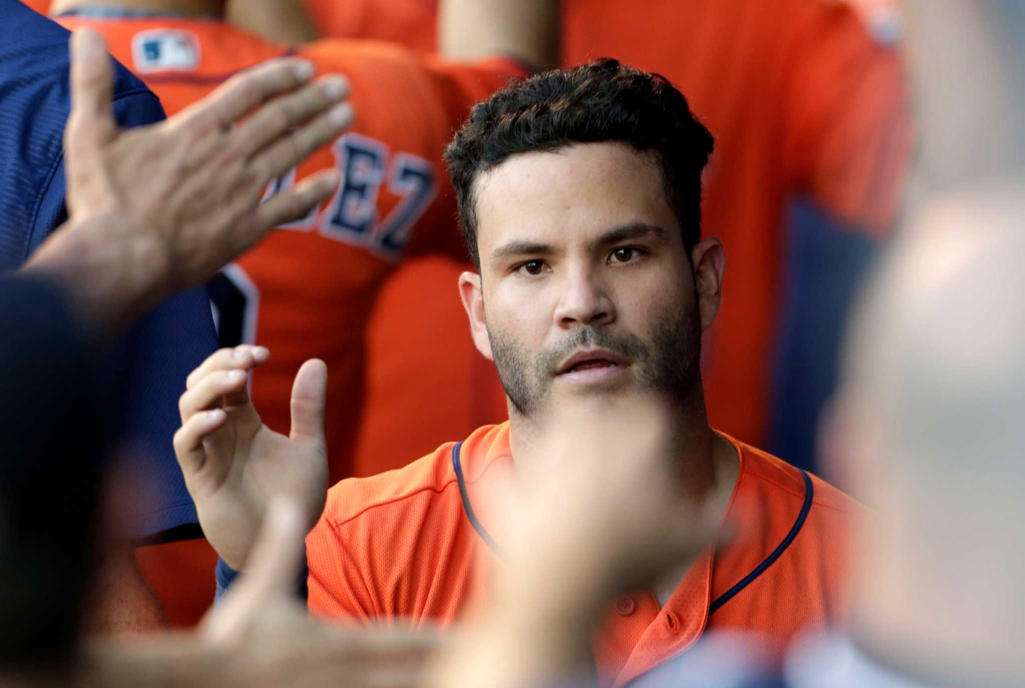 Astros' Jose Altuve's Iron Man streak may end soon