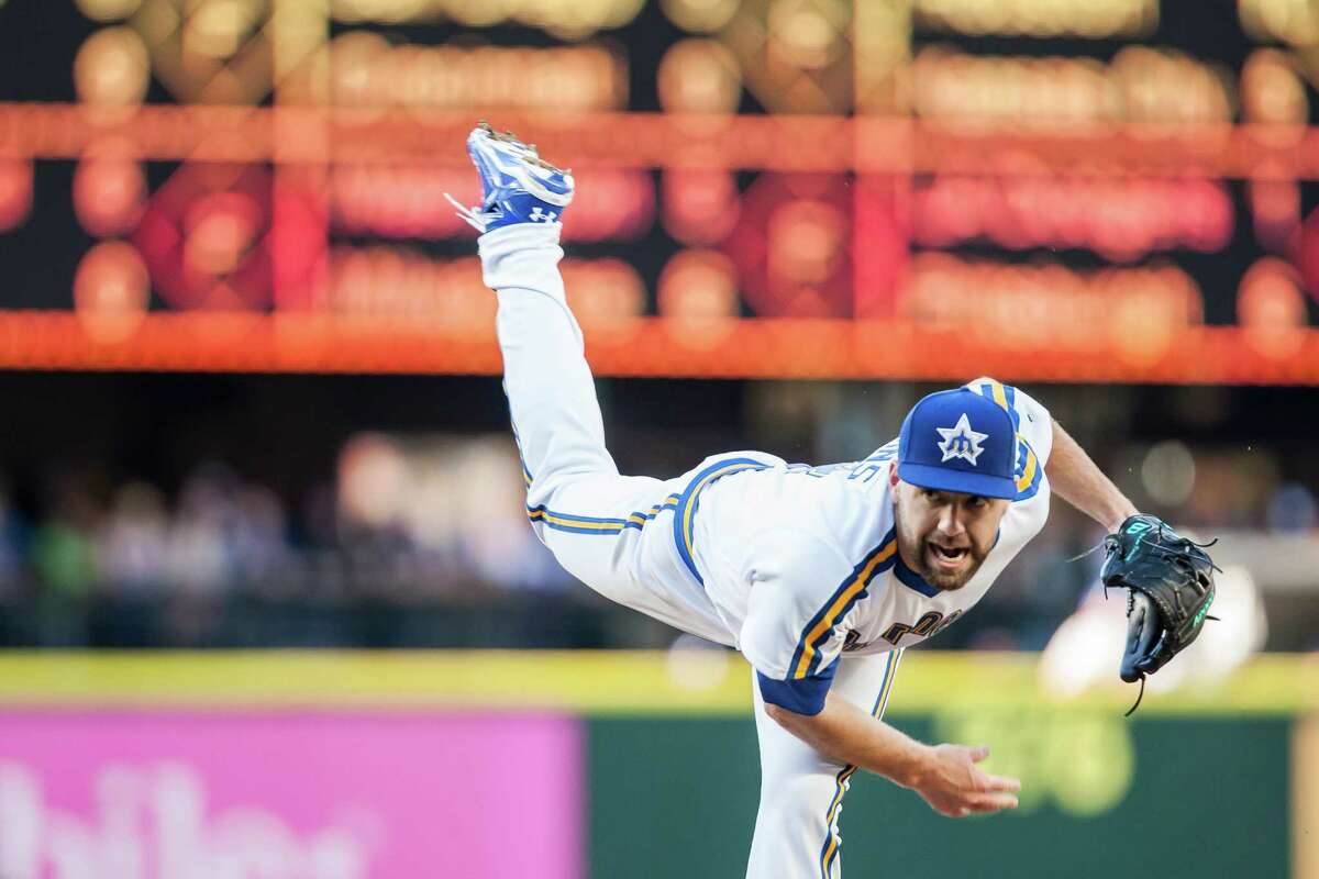 Mariners v. Cardinals Turn Back the Clock Night