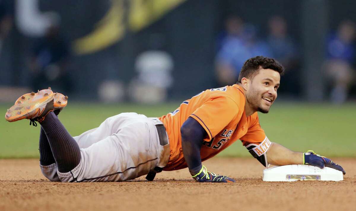 WATCH: Astros star Jose Altuve hits for the first cycle of his