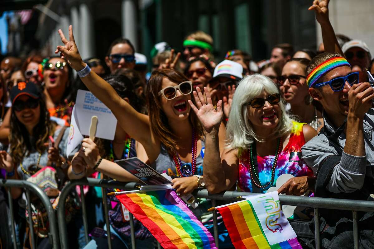 Hundreds of thousands celebrate SF Pride Parade