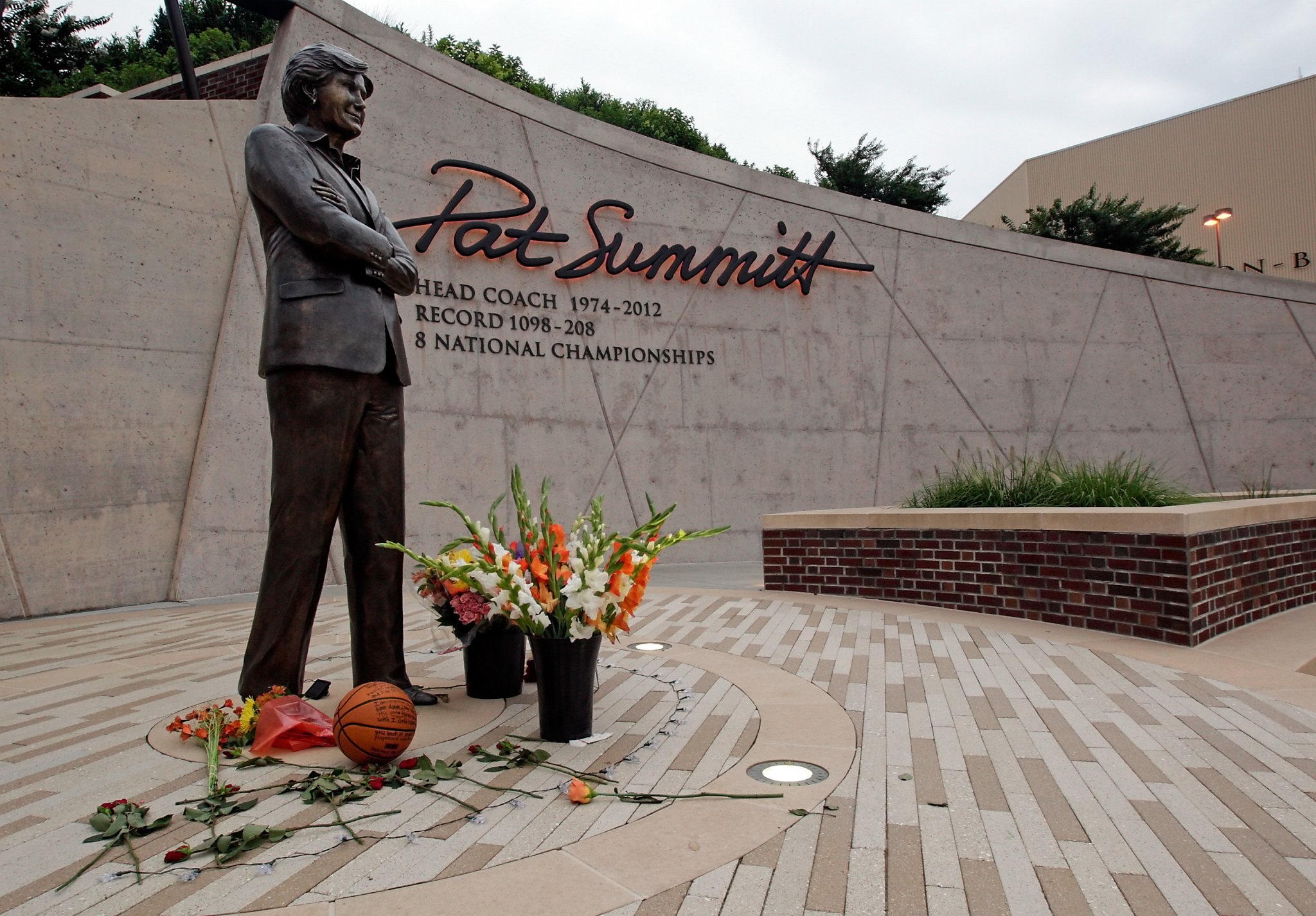 VanDerveer, Azzi, Gottlieb: Pat Summitt's impact went beyond basketball