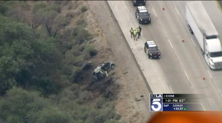 2 mothers, 4 children die in fiery California van crash as dad tries to ...