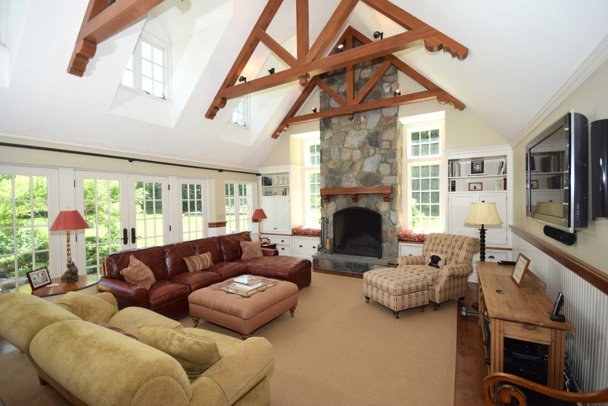 Classic home in Tokeneke