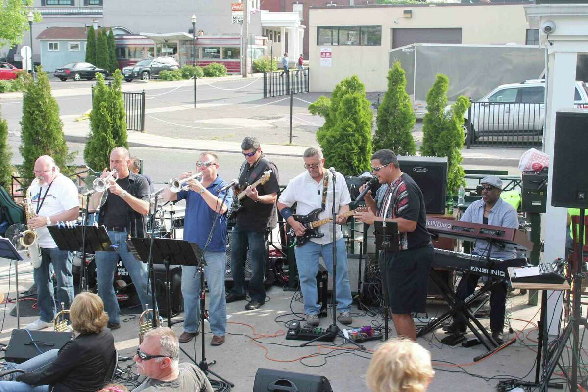 Pocket Full of Soul performs July 7 at Wilton Library?’s 16th annual Summer Music &More Concert Series.