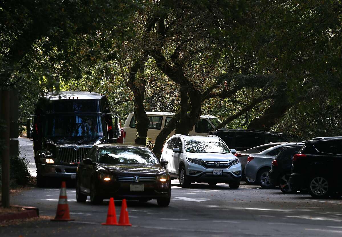 Motorists compete for parking spaces at the main entrance to Muir Woods National Monument in Mill Valley, Calif. on Wednesday, June 29, 2016. The National Park Service is considering a plan to remove a parking lot and reduce a wide pedestrian area at the entrance to the park and restore the natural habitat along nearby Redwood Creek.