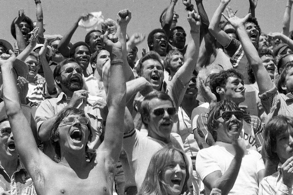 Gays vs. SFPD softball game was a moment of grace in 1970s