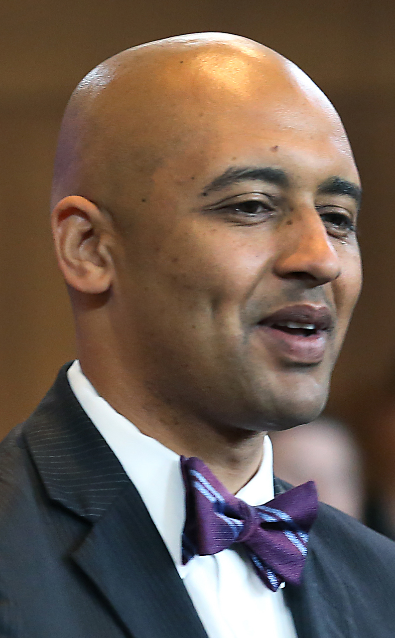 Warrick targeted by own commissioner