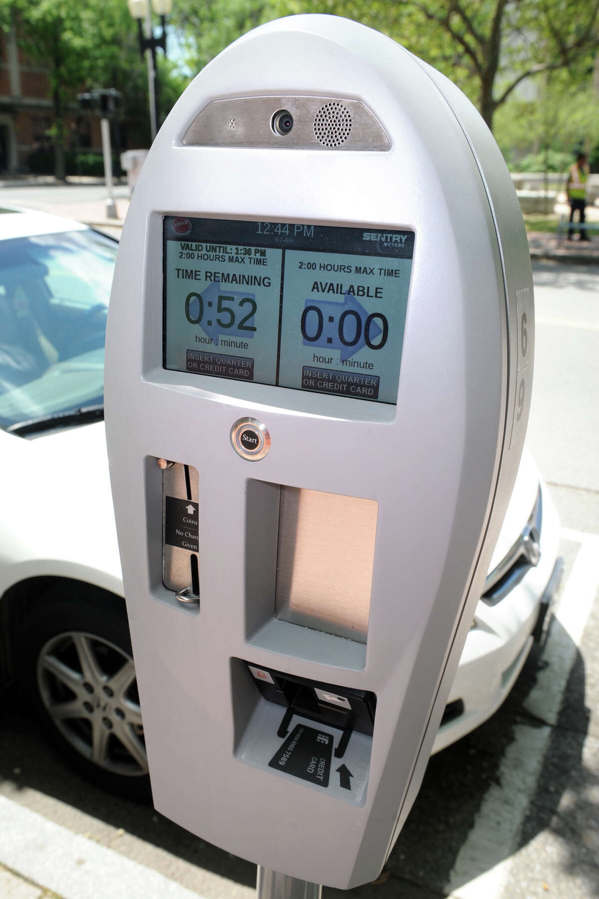 cutting-edge-parking-meters-tested-downtown