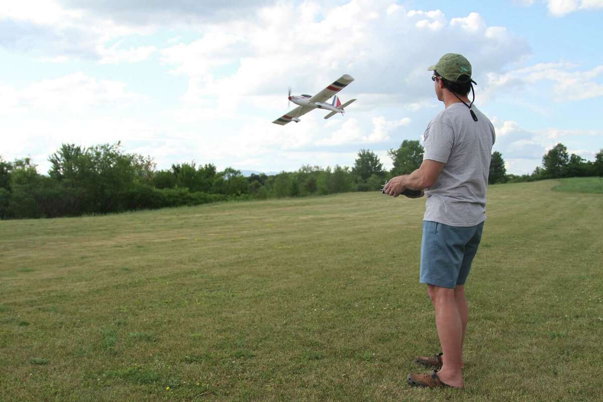 rc model airplane clubs near me