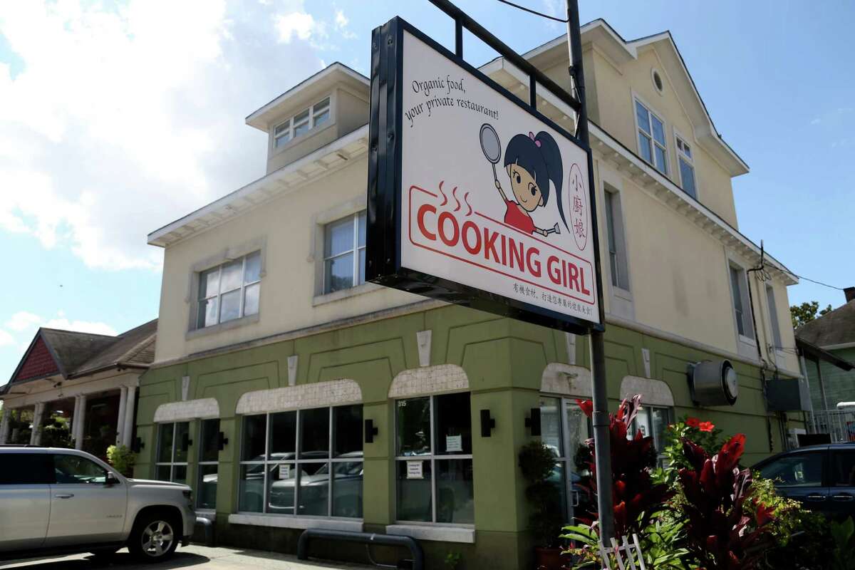 With Cooking Girl on Fairview, the flavors of Chinatown can be had inside the Loop.