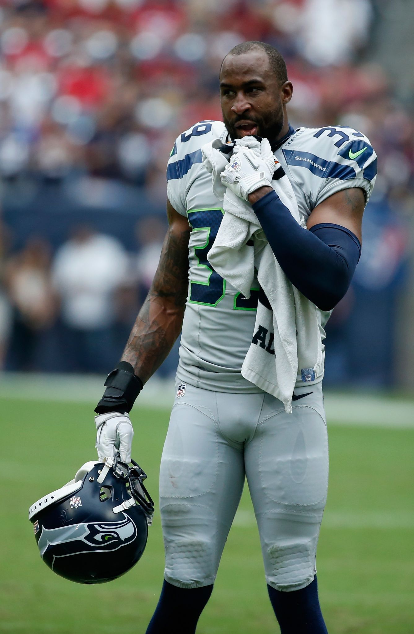 Seahawks cut veteran cornerback Brandon Browner