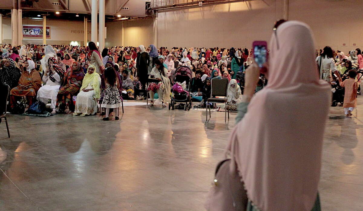 The Islamic Society of Greater Houston gathers for Eid celebration