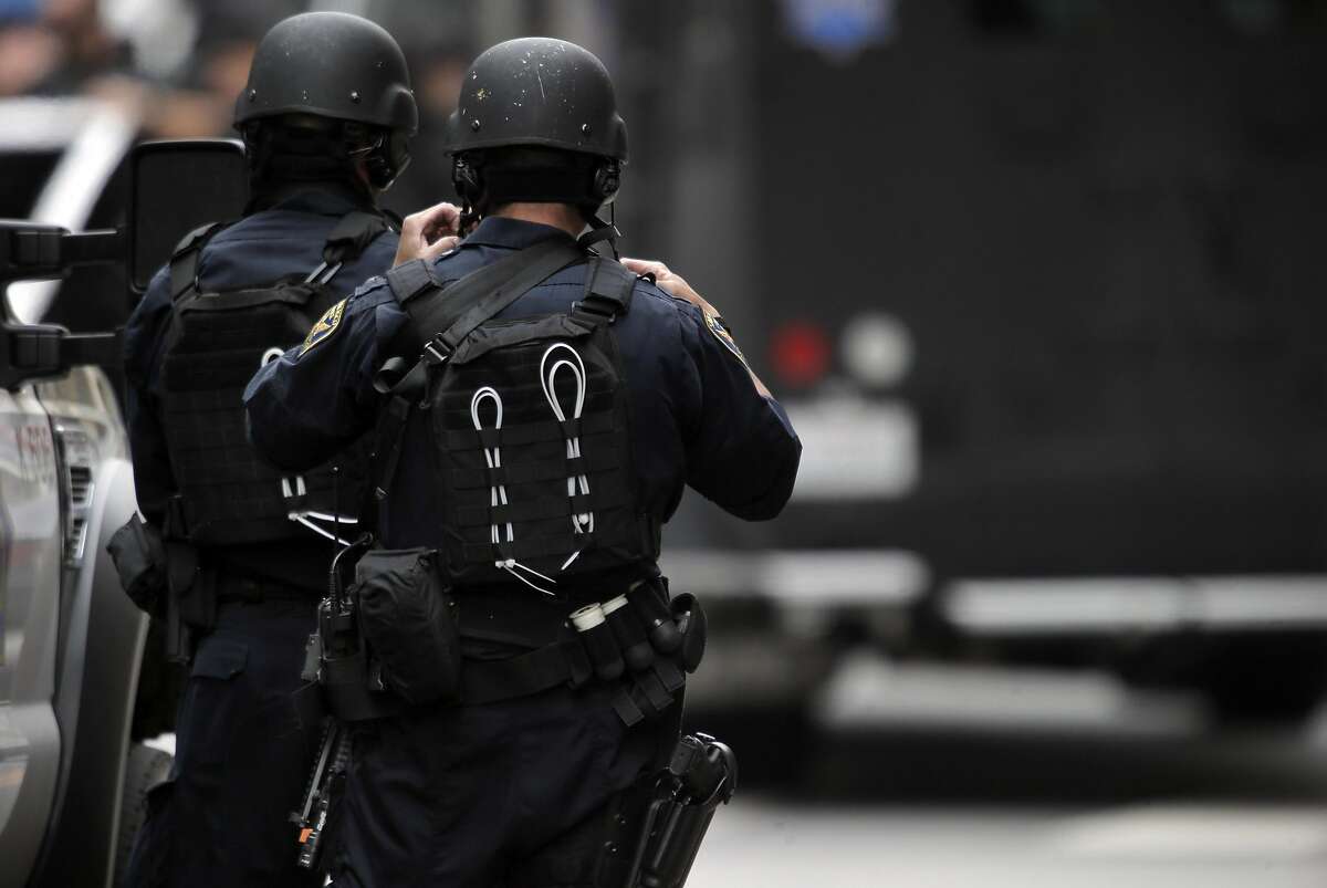 Armed man safely apprehended after long standoff in downtown SF