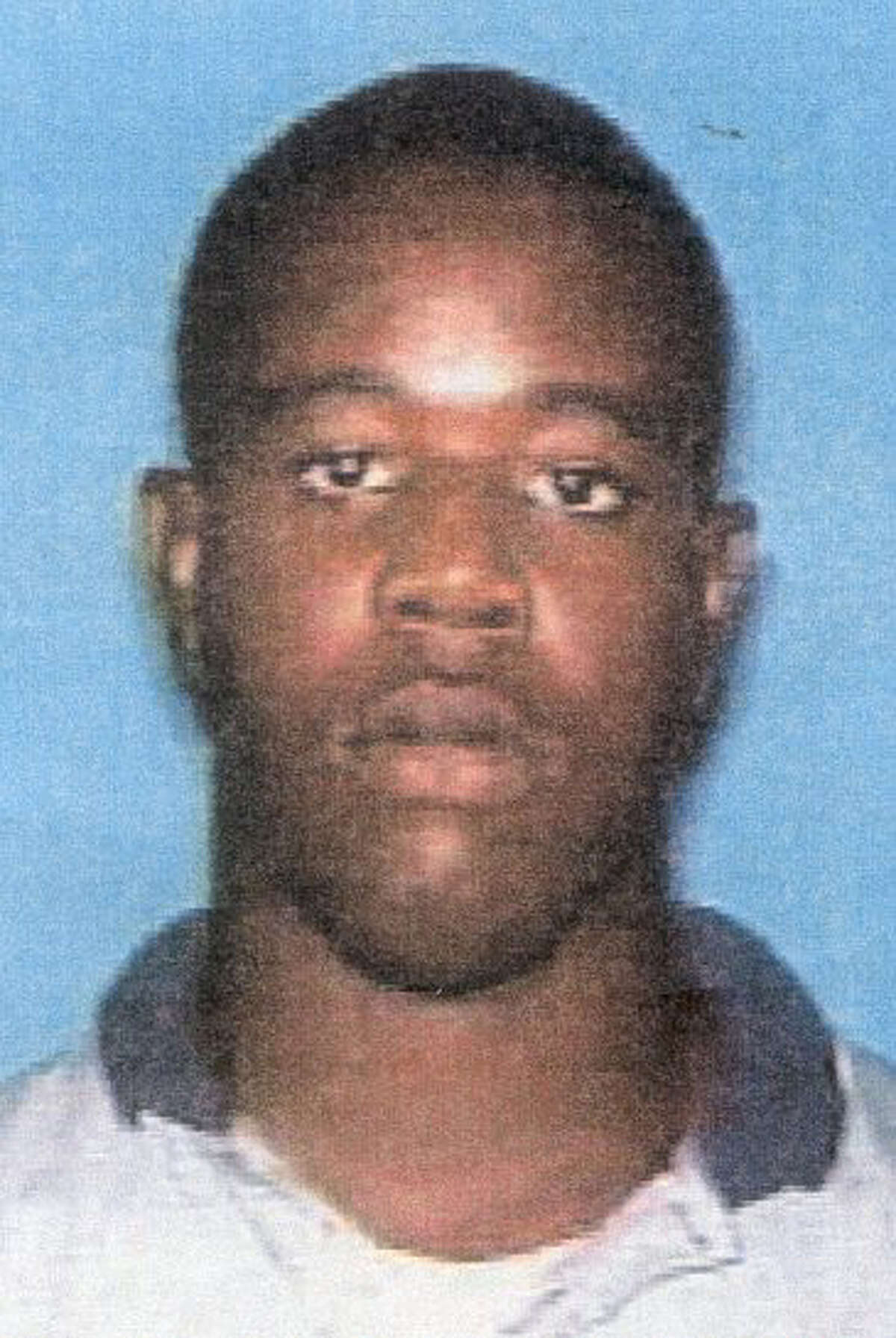 Perry Eugene Williams (b/m, DOB 09-22-80). Date: September 21, 2000. Subject: Incident at 7575 Brompton. UPDATE: Capital murder charges have been filed against three of four suspects arrested in the fatal shooting of a man found at 7575 Brompton about 7:30 a.m. Monday (Sept. 18). Houston Police Homicide Division Investigator T.W. Miller said the suspects are identified as Perry Eugene Williams (b/m, DOB 09-22-80). CHARGED IN MURDER OF MATTHEW CARTER. HOUCHRON CAPTION (09/22/2000)(06/02/2001)(06/08/2002): Williams.