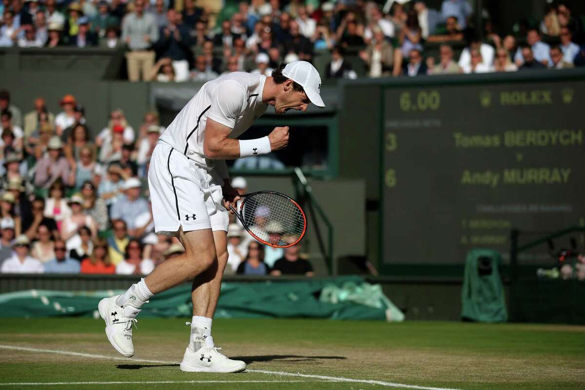 ﻿Britian's Andy Murray cruised to his 11th Grand Slam finals appearance.