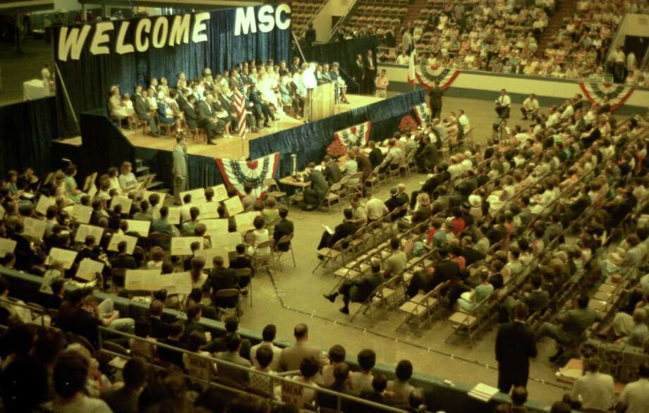 7 Astronauts Honored In TexasSize Parade Houston Chronicle