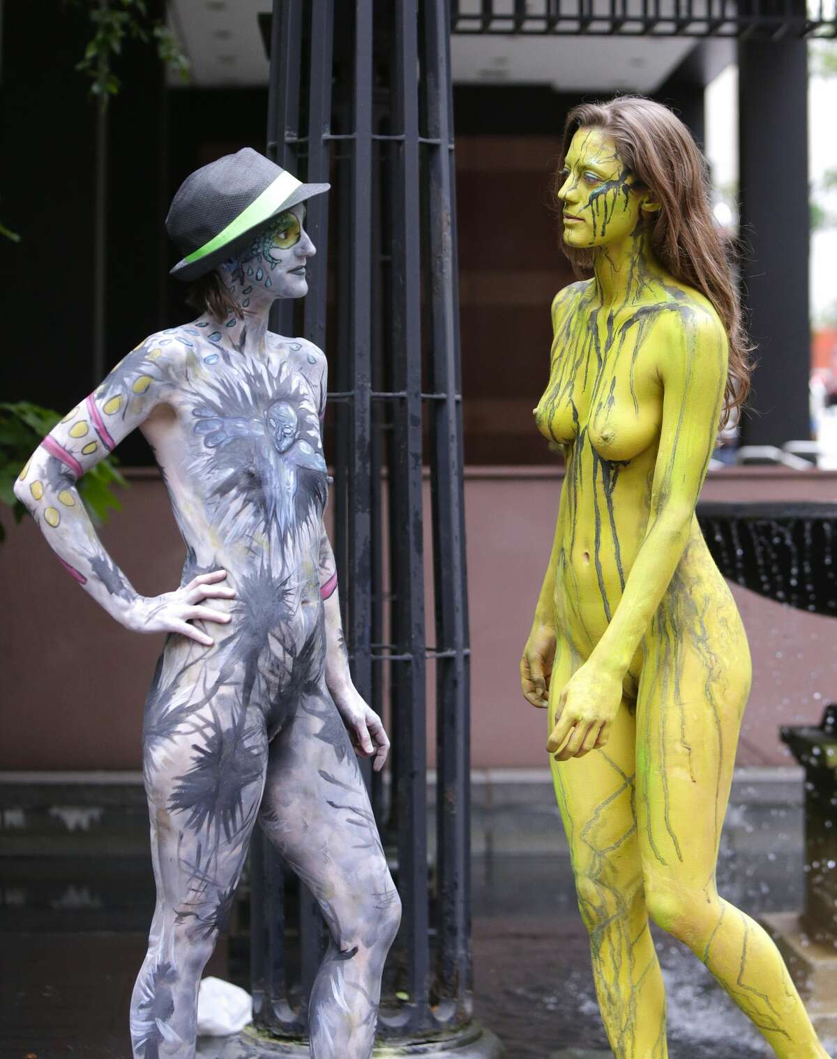 Artists To Paint Dozens Of Nude Models In Columbus Circle
