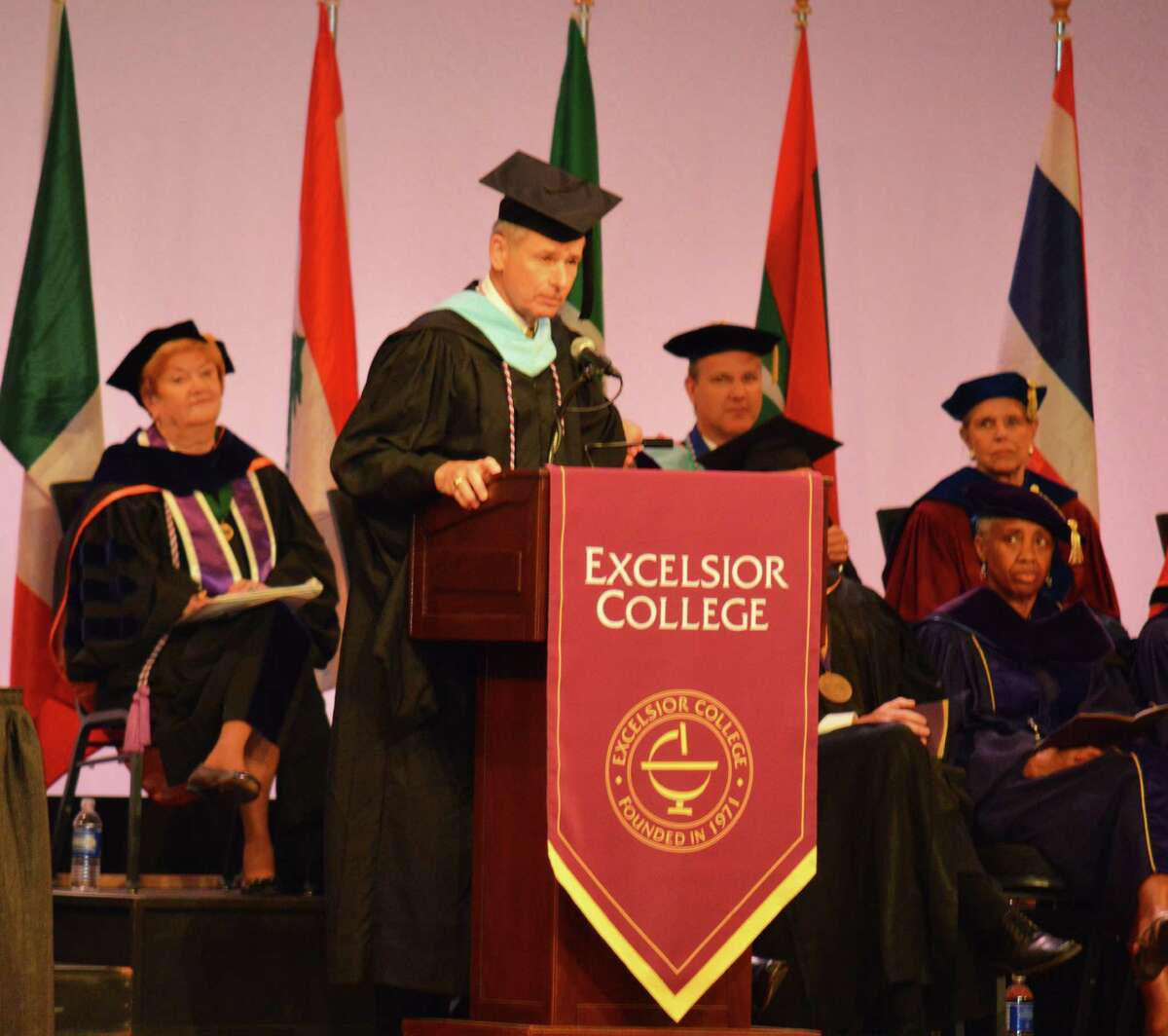 Photos Excelsior College Commencement