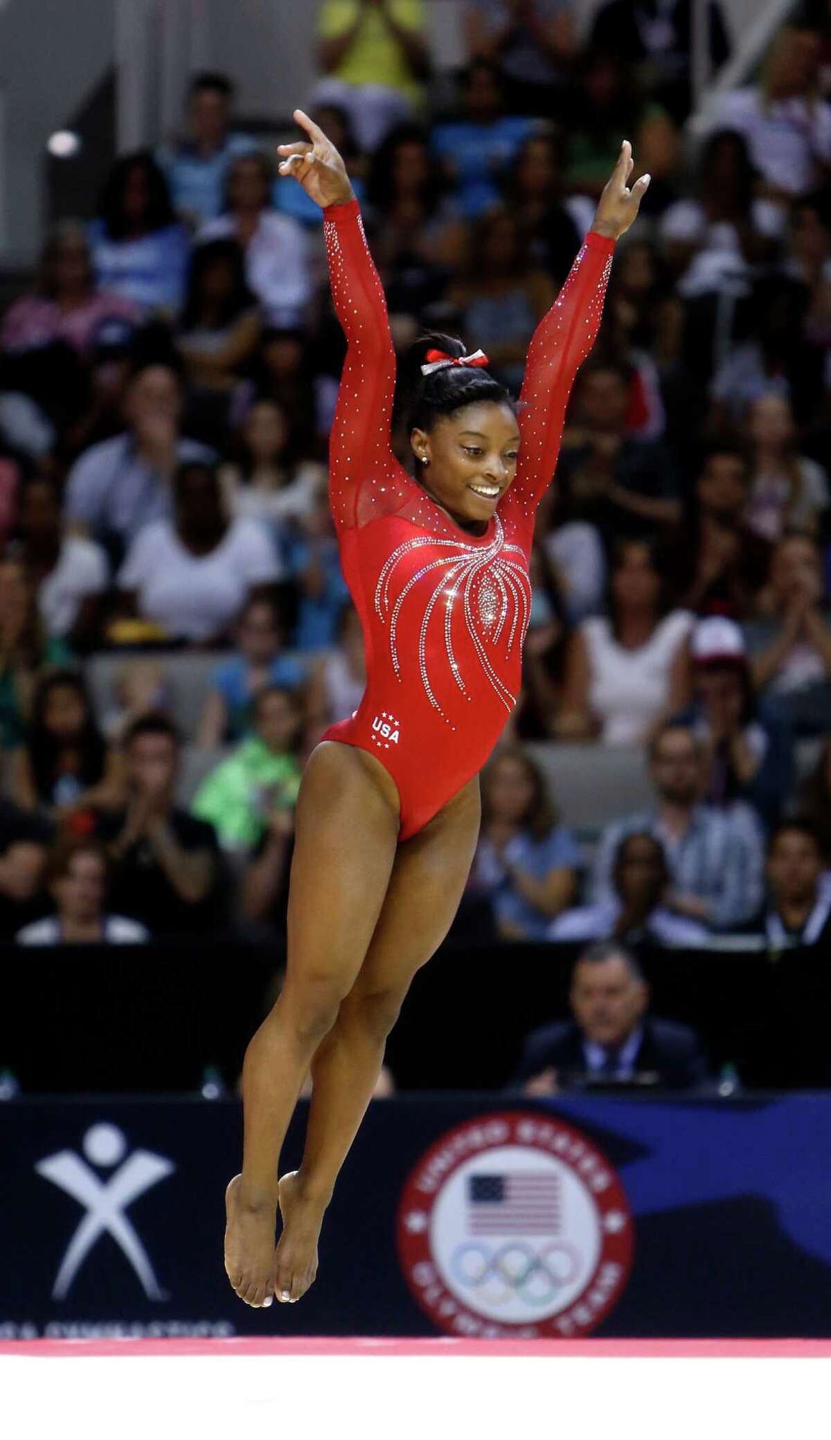 NBC announcer apologizes for comment about Simone Biles' family