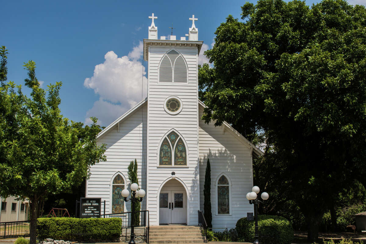 Texas photographer travels the state capturing towns