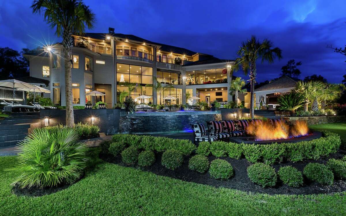 Woodlands mansion with famous closet now listed at 7 million