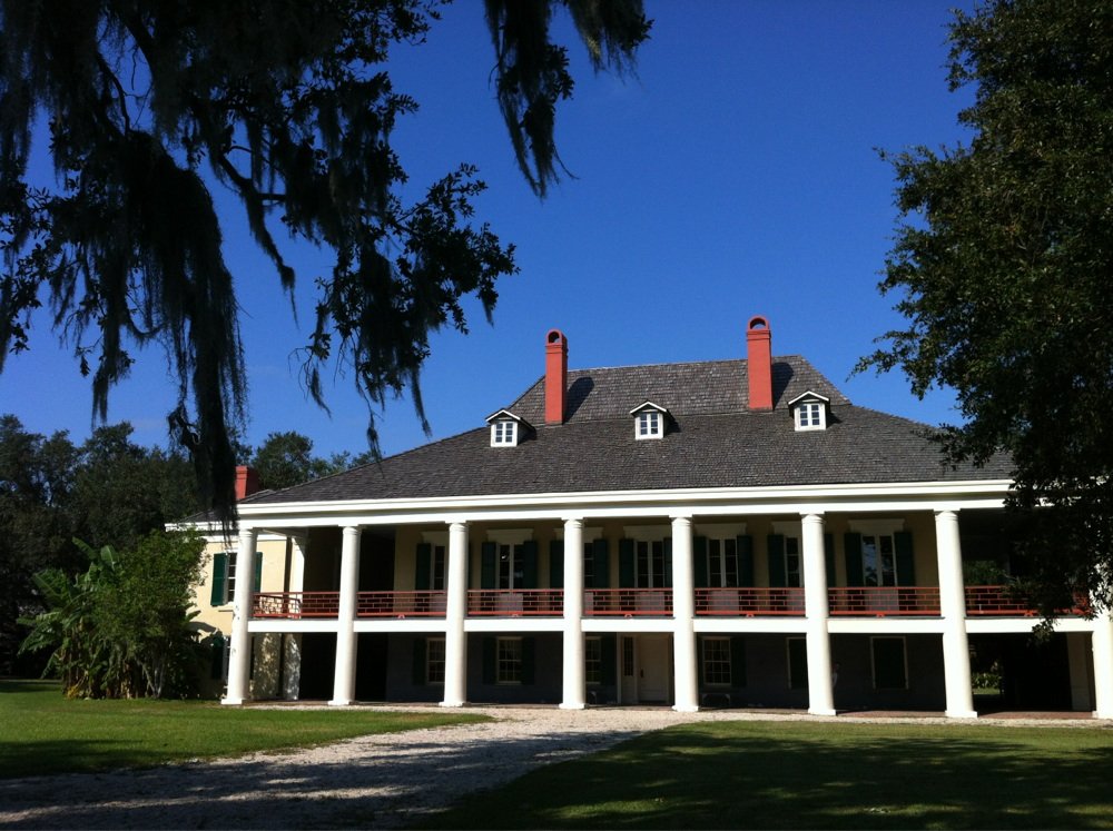 Louisiana Plantation Homes