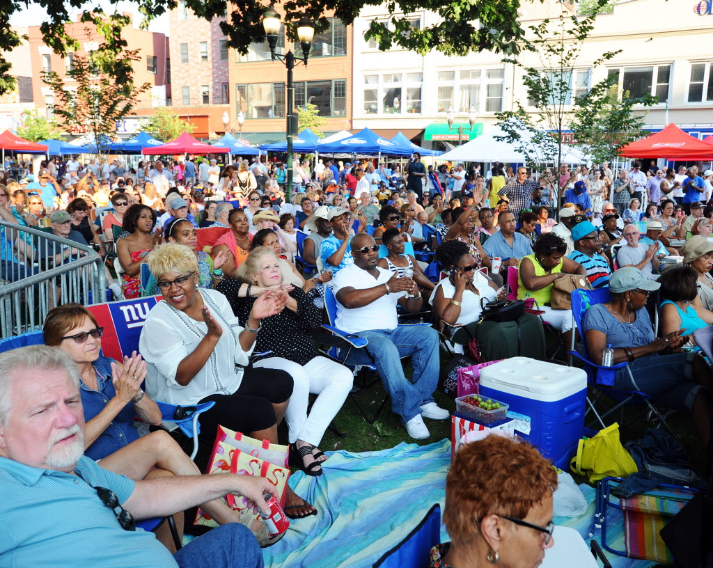 The 5th Dimension performs in Stamford tonight