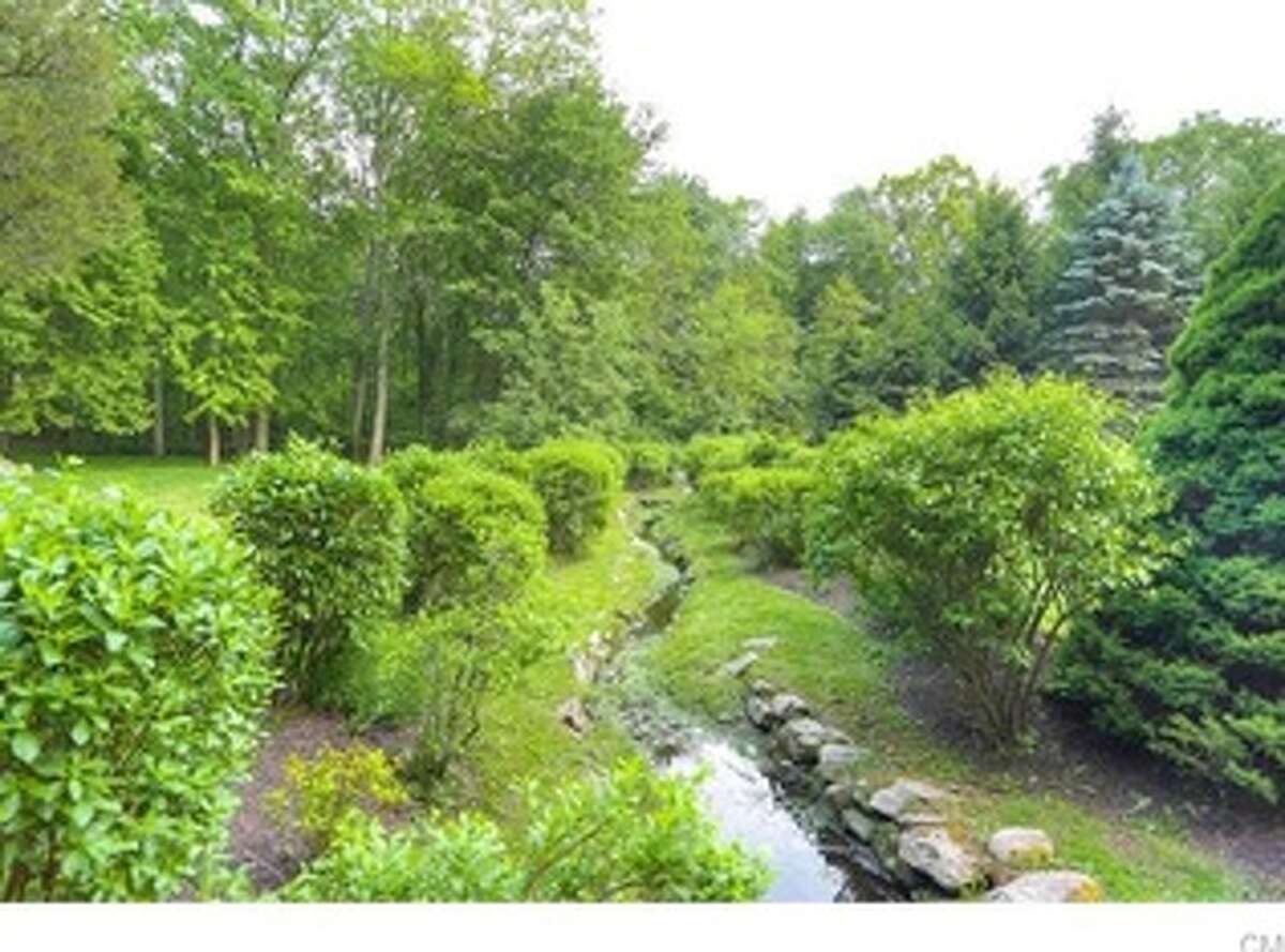 Homes 1M or less buys in southwestern Connecticut