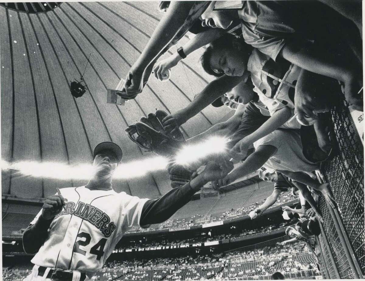 Rare early photos of Ken Griffey Jr.'s Mariners career