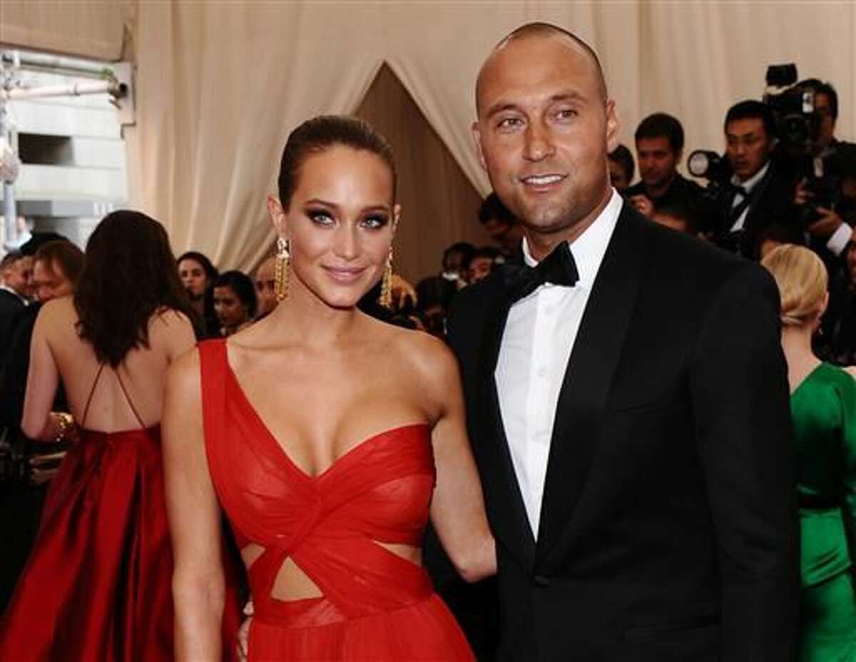 Derek Jeter se casa con modelo de Sports Illustrated