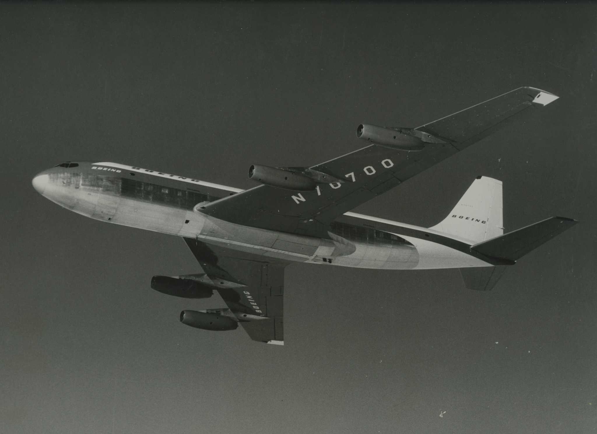 60 years ago: The famous Boeing 707 prototype barrel roll over Lake  Washington