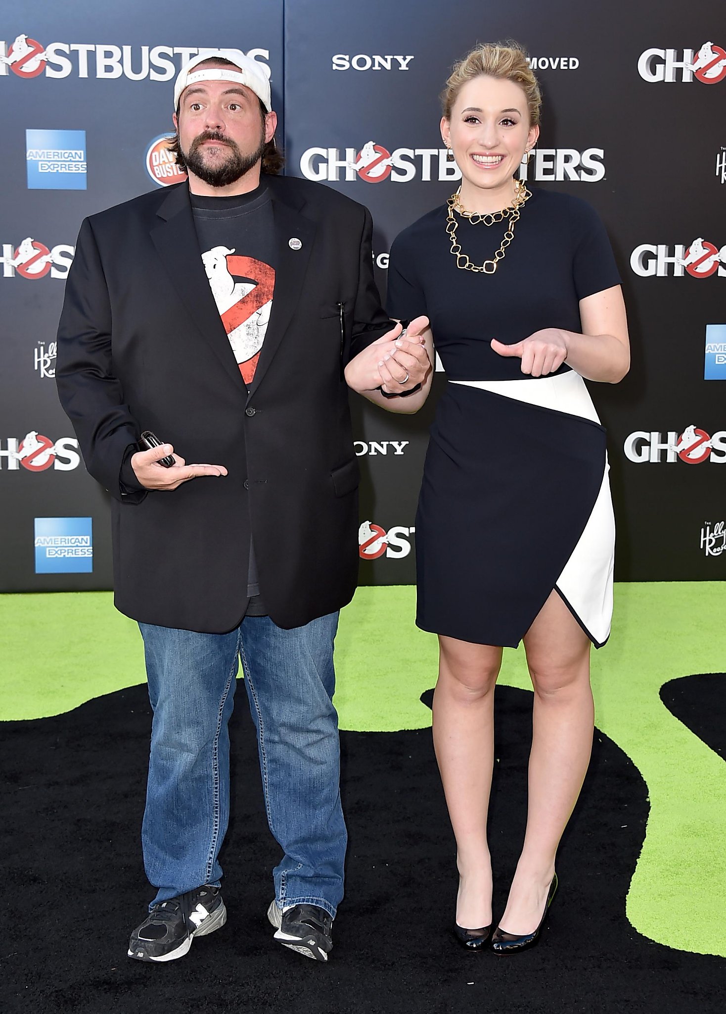 Kevin Smith to screen ‘Yoga Hosers’ at Cobb’s