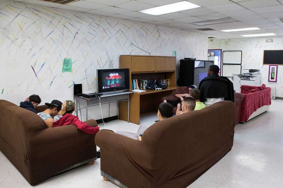 Housing for young adults to replace foster care center Houston Chronicle