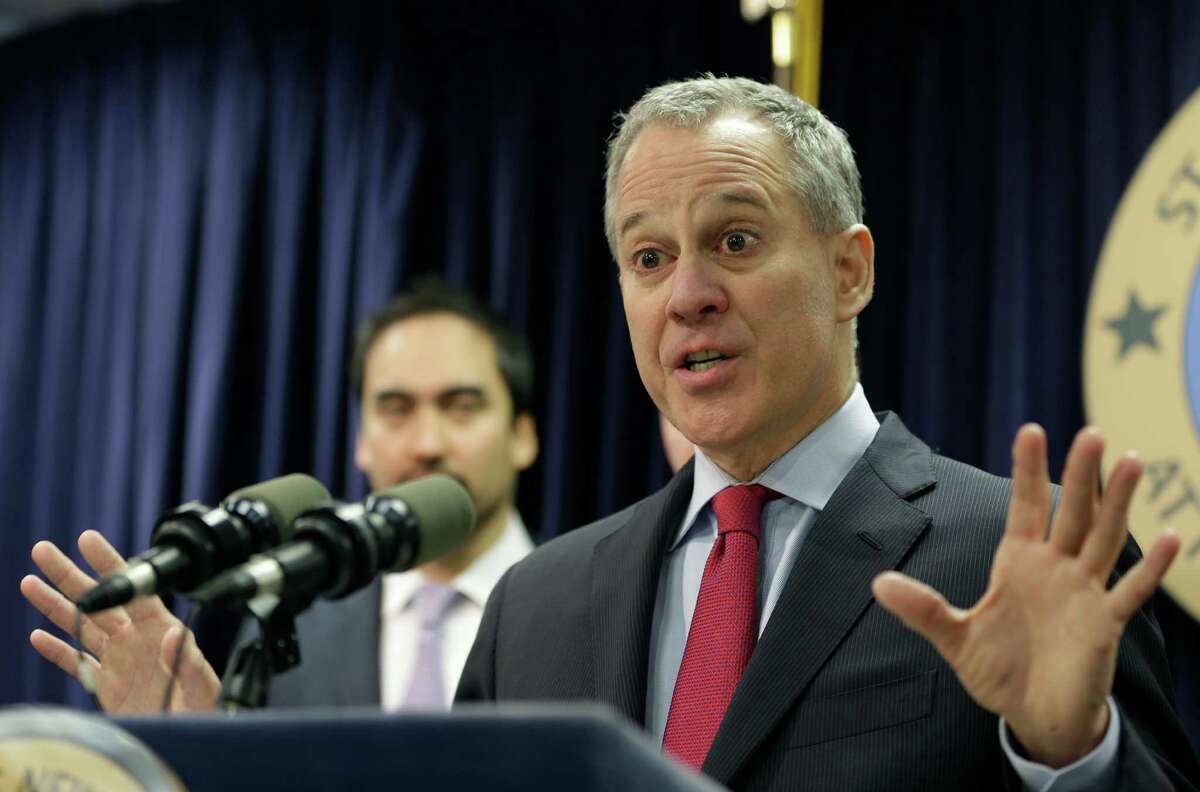New York Attorney General Eric Schneiderman speaks at a new conference in New York, Monday, March 21, 2016. The nation's two largest daily fantasy sports websites have agreed to stop taking paid bets in New York through the end of baseball season, in September, as lawmakers consider legalizing the popular online contests, the state's attorney general announced Monday. (AP Photo/Seth Wenig) ORG XMIT: NYSW106