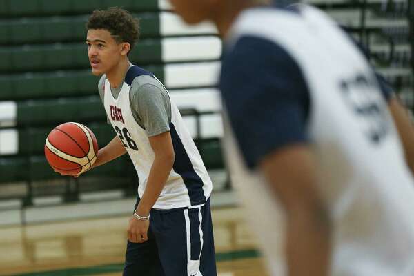 Usa Basketball S Young Sifting College Offers Houstonchronicle Com