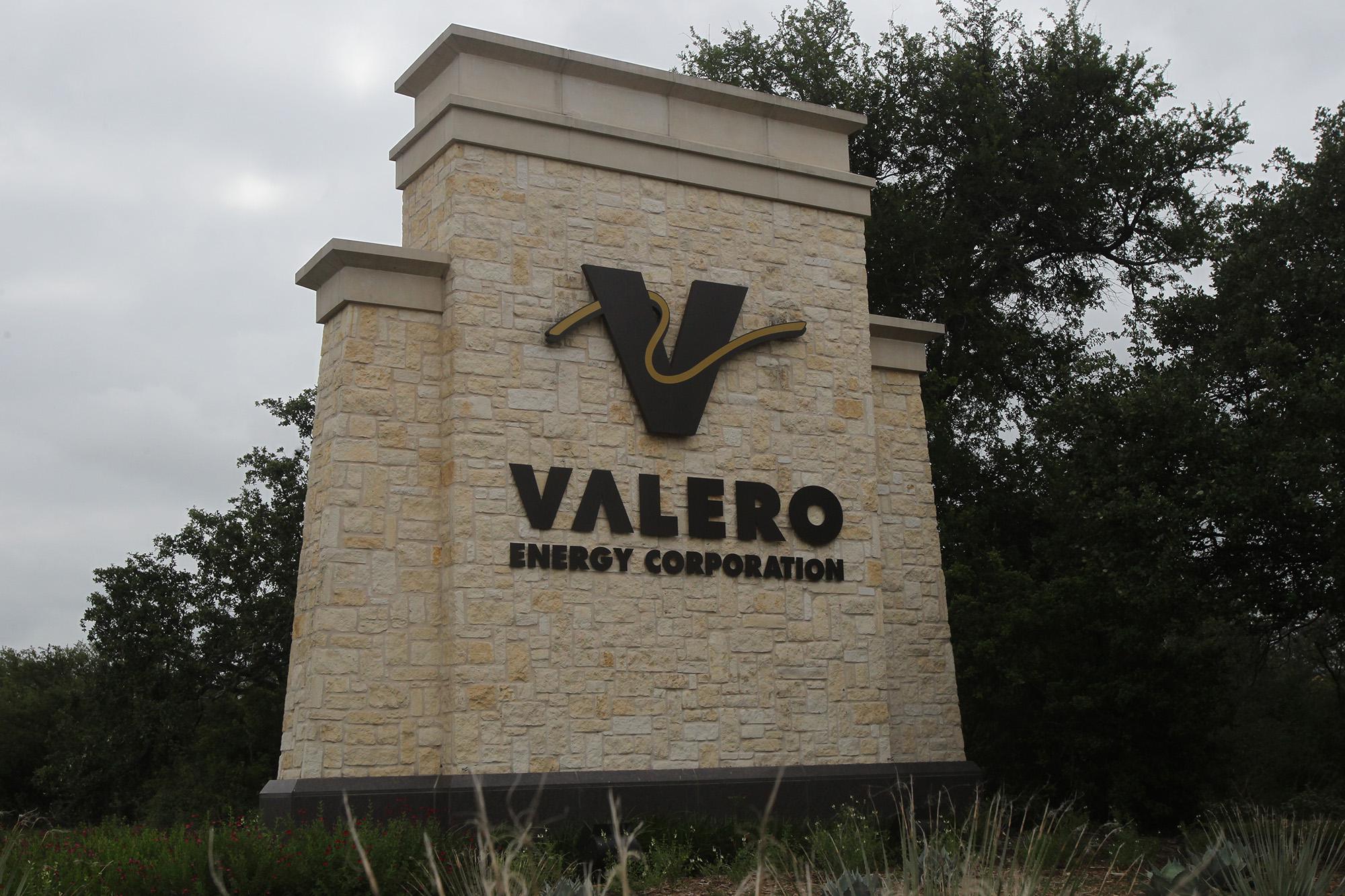 Valero's HQ fully staffed despite COVID19