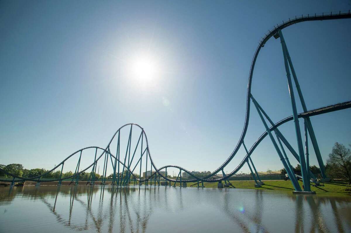 SeaWorld Orlando shows off Mako before June opening