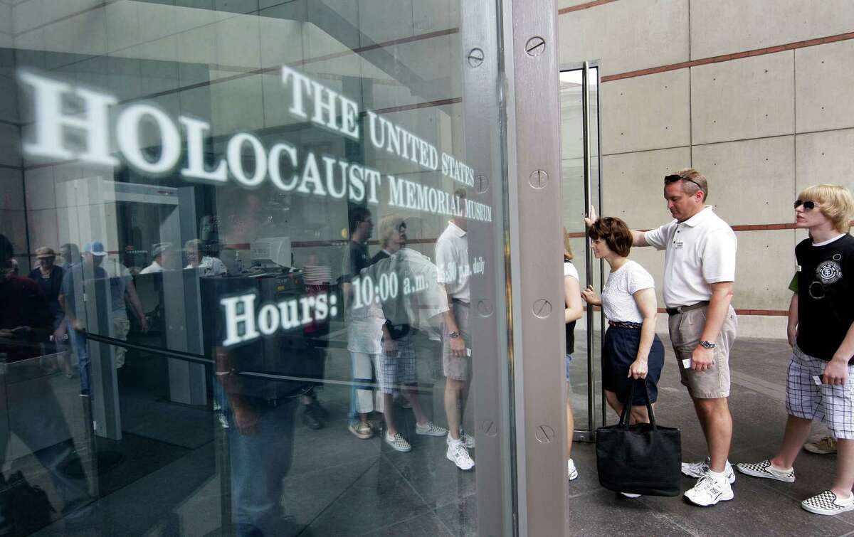 Museum The national Holocaust Museum is in Washington, D.C. Houston's Holocaust Museum is the fourth largest in the U.S. and is open seven days a week.