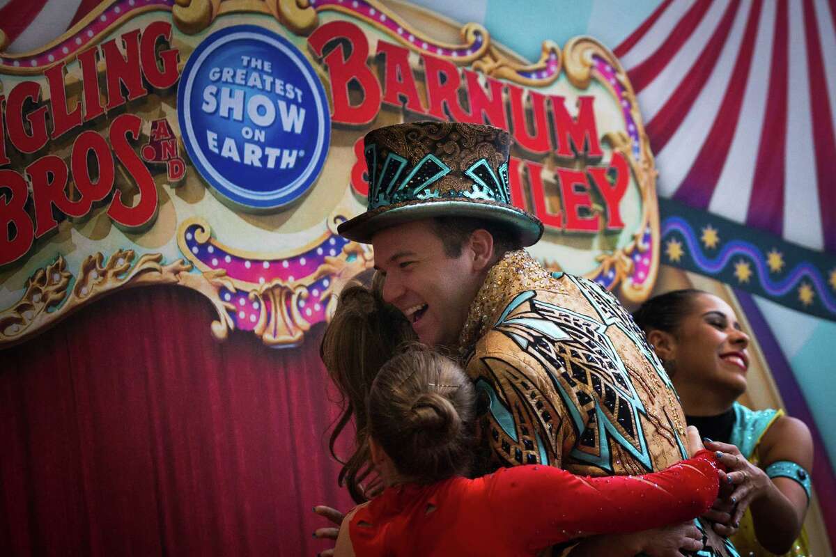 Circus visits MD Anderson Children's Cancer Hospital