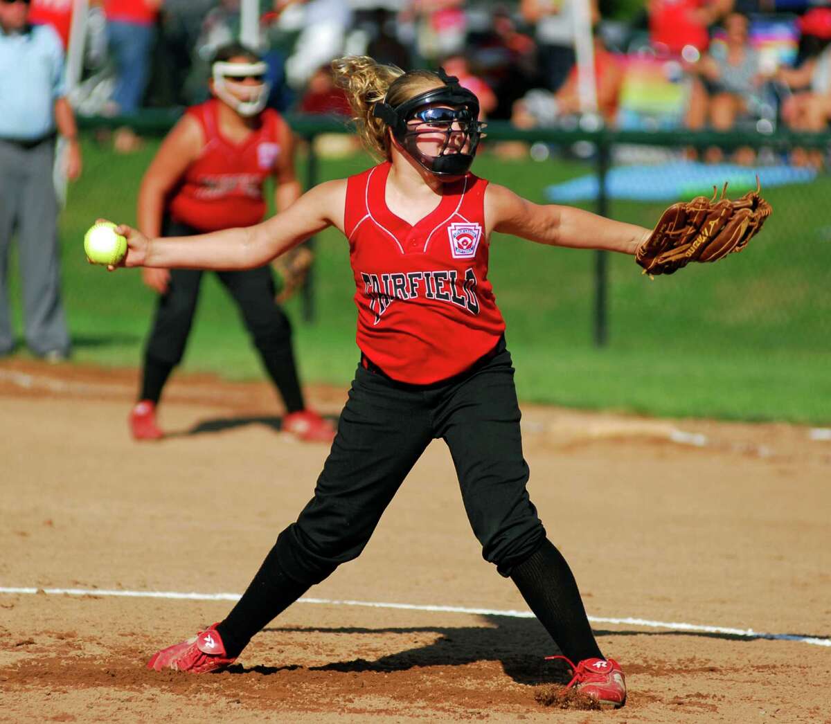 Westport U10 softball tops Fairfield for District 2 title