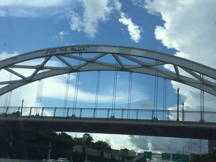 houston kelir graphitti bridge