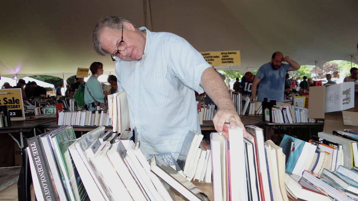 Hot time on the Westport Library Book Sale’s opening day
