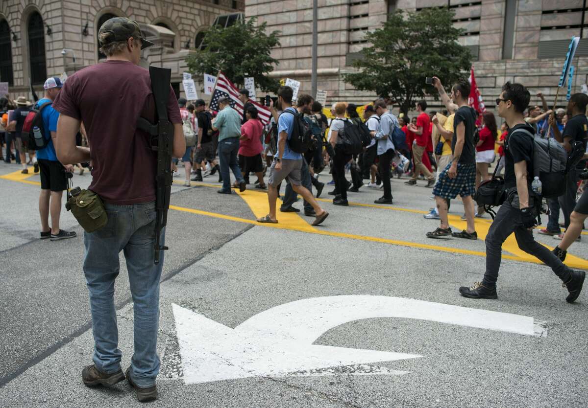 trump mocks protesters trump mocks protesters