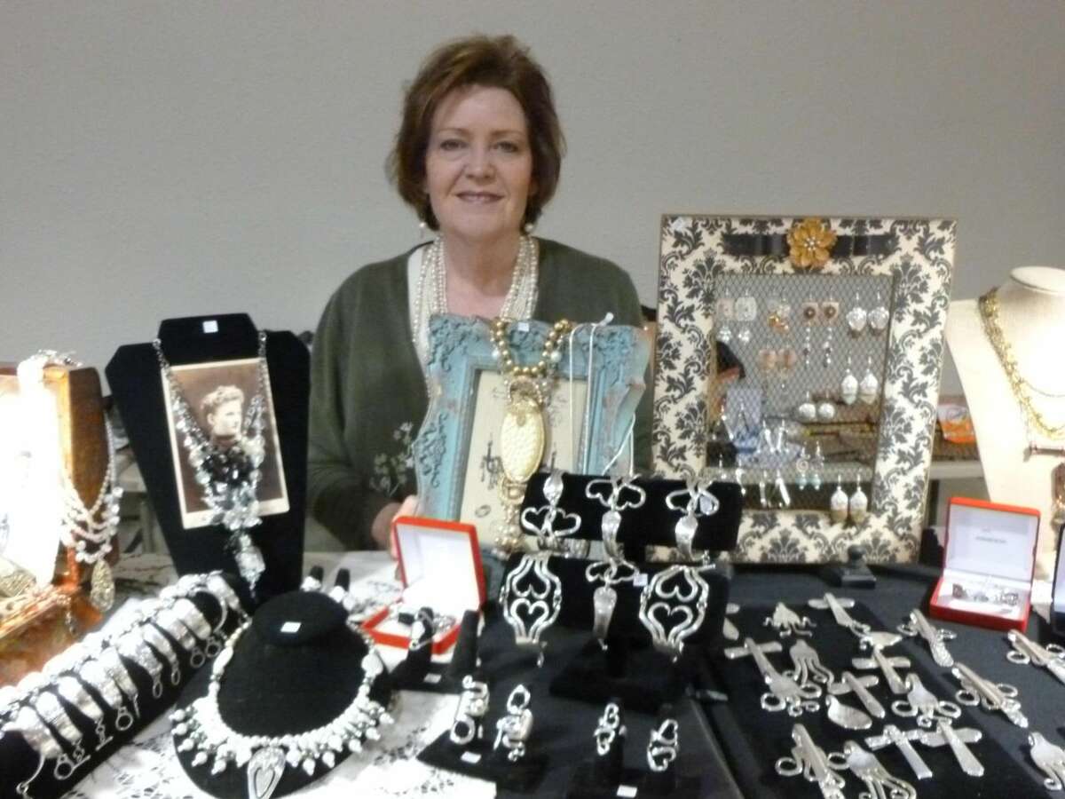 Karen Bridges specializes in jewelry made of sterling and flatware. She has exhibited at the Running Water Draw Arts & Crafts Festival since 1998.