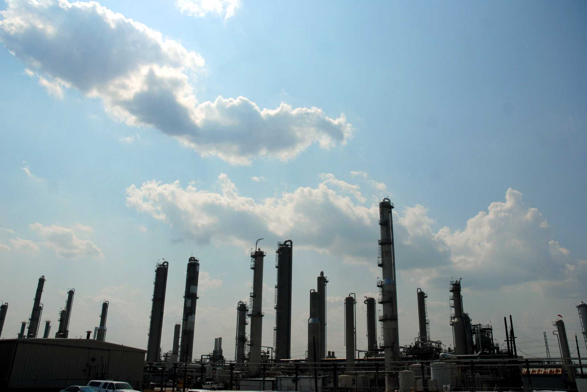 Enterprise building 10th Mont Belvieu fractionator