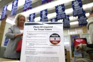 Texas, minority groups agree on temporary remedy for voter ID